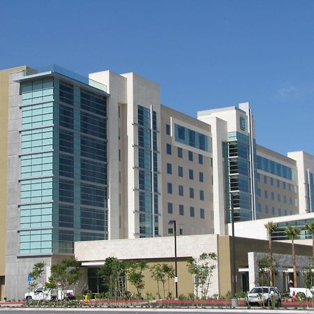 Embassy Suites Ontario - Airport Extérieur photo