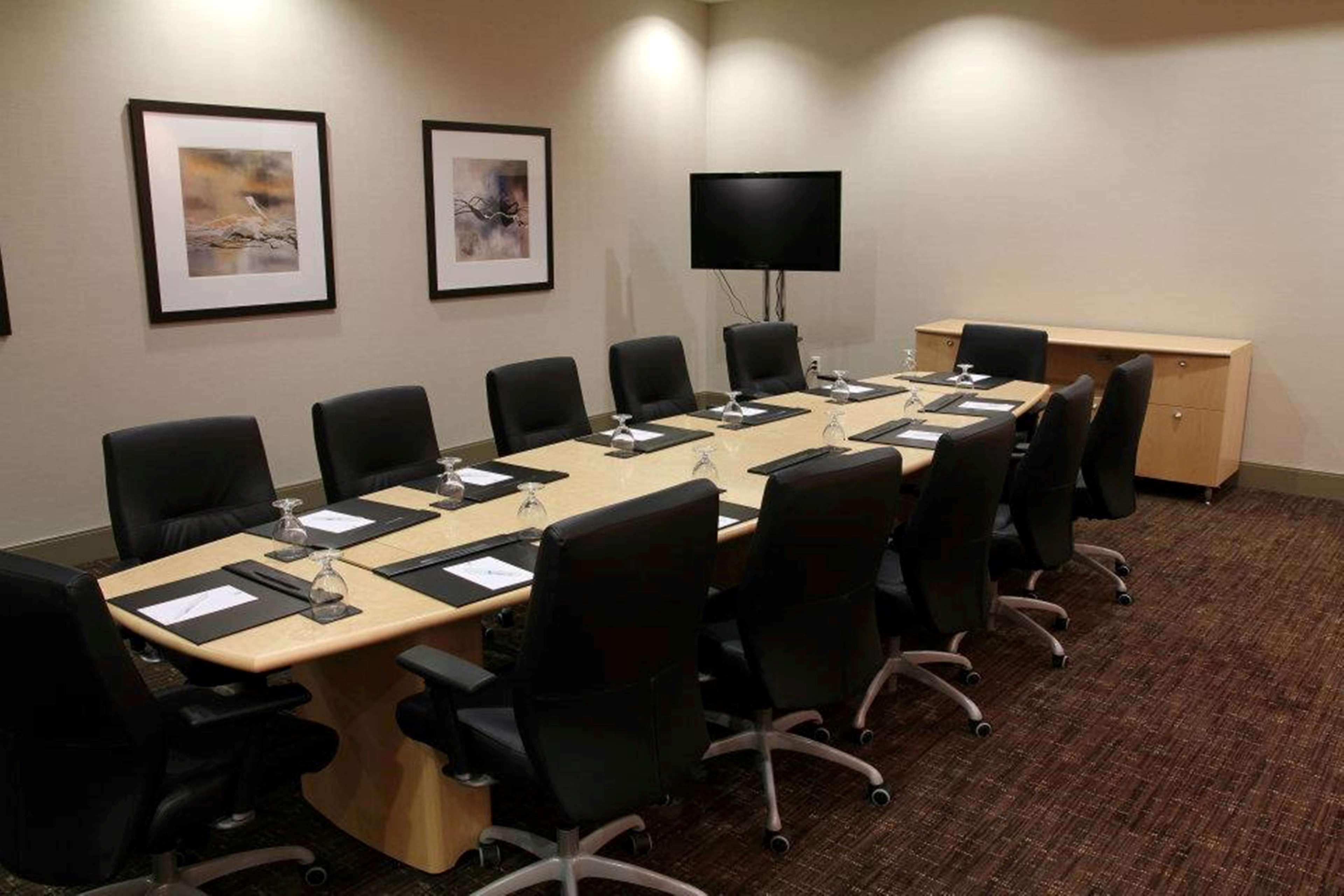 Embassy Suites Ontario - Airport Extérieur photo