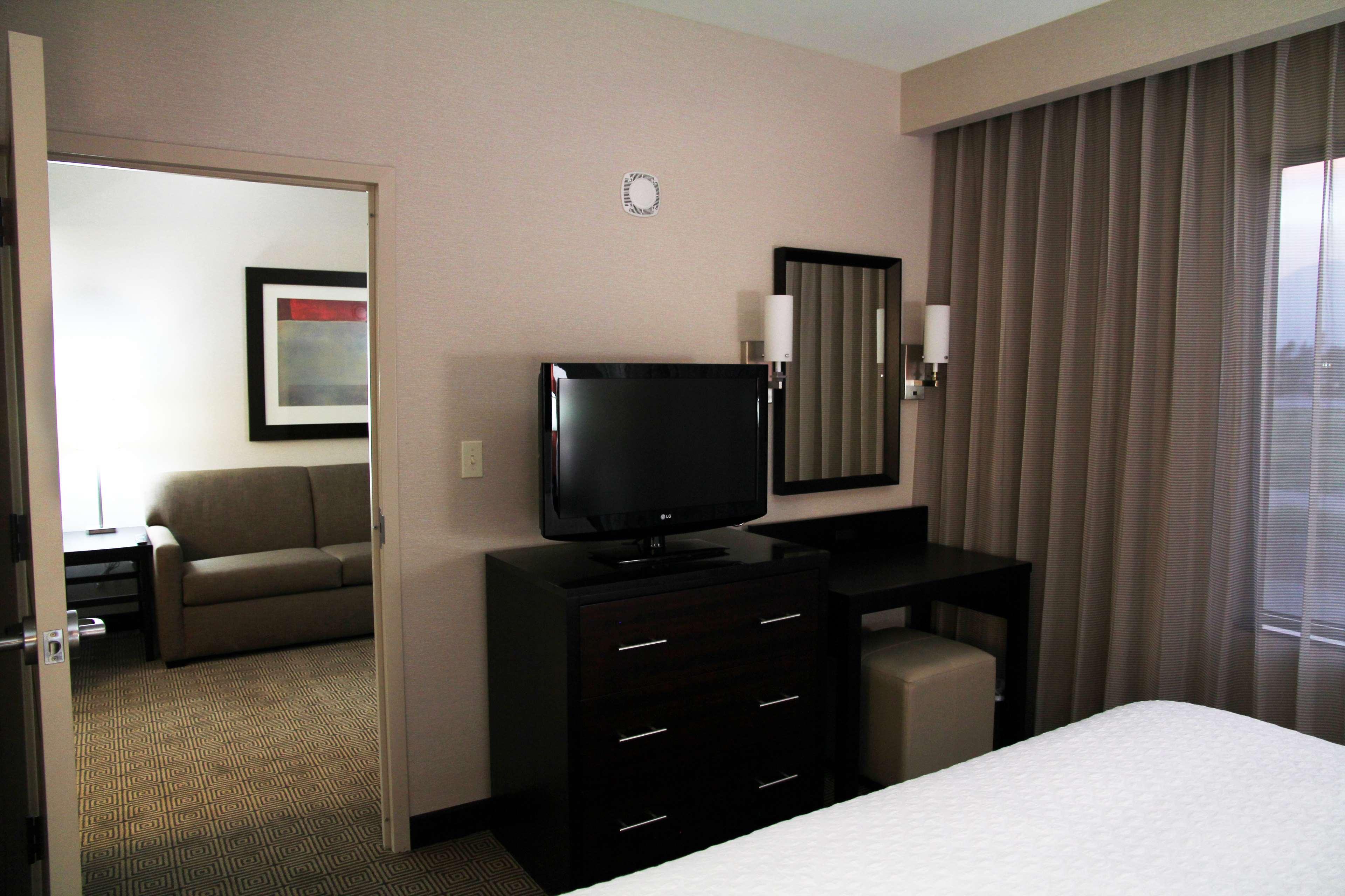 Embassy Suites Ontario - Airport Chambre photo